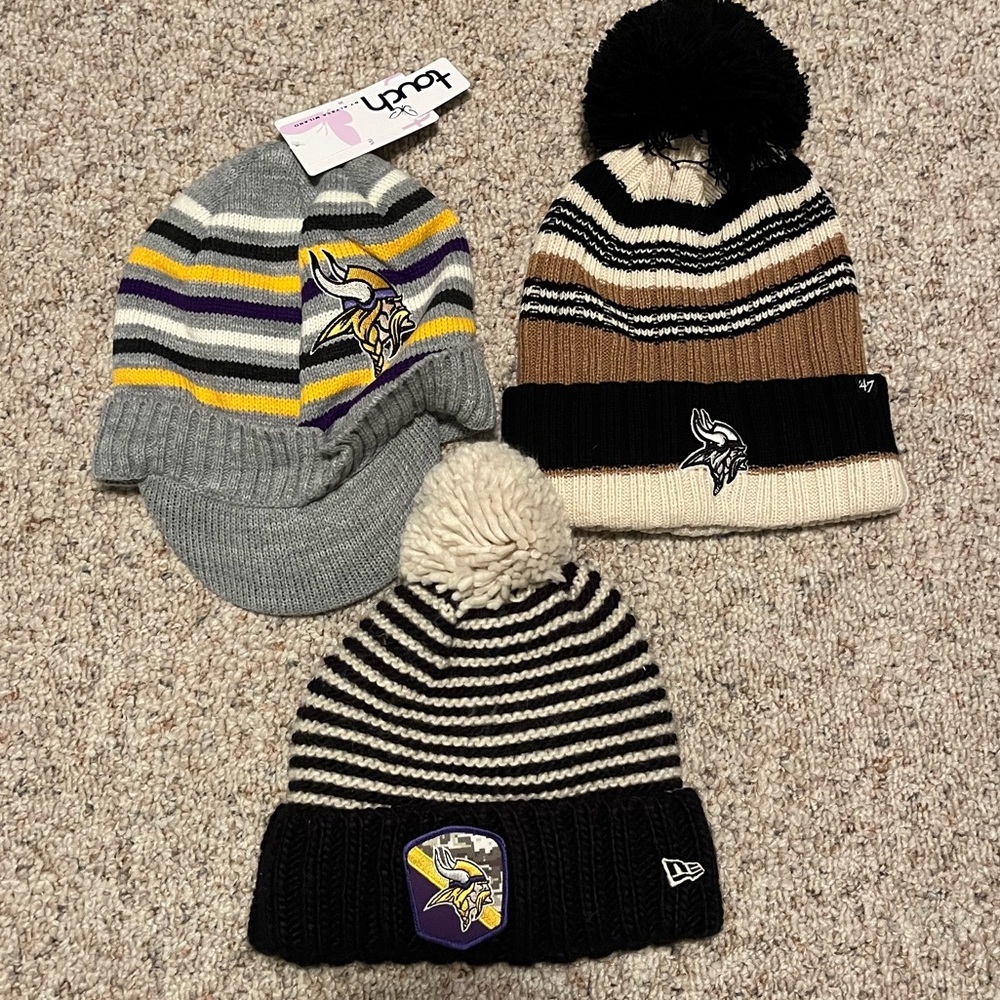 Minnesota Vikings stocking hat lot